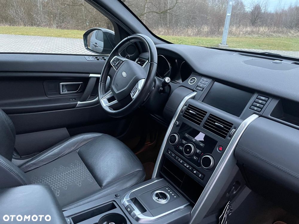 Land Rover Discovery Sport 2.0 TD4 HSE - 12