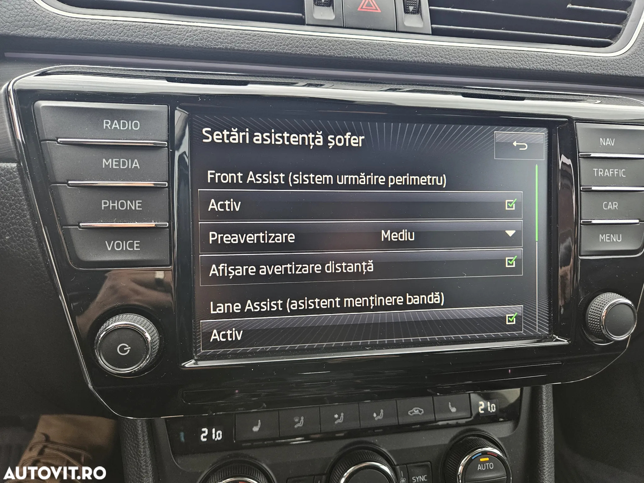 Skoda Superb 2.0 TDI DSG 4X4 Style - 17