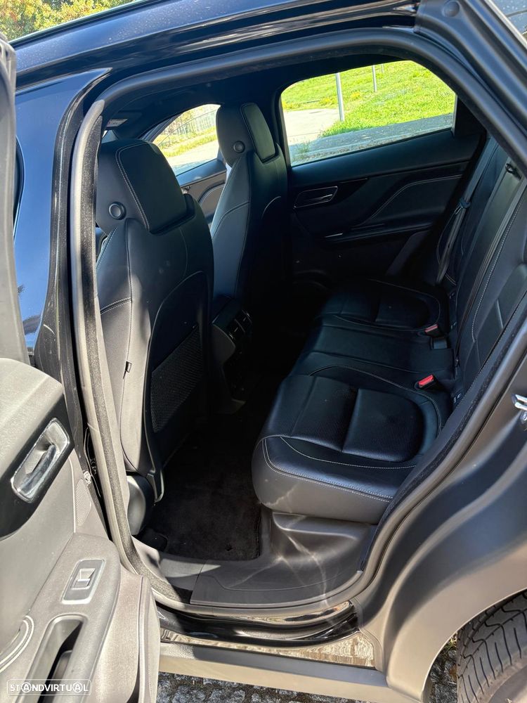 Jaguar F-Pace 20d Aut. R-Sport - 2