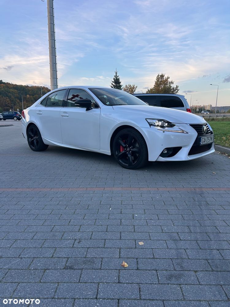 Lexus IS 200t Elegance - 2