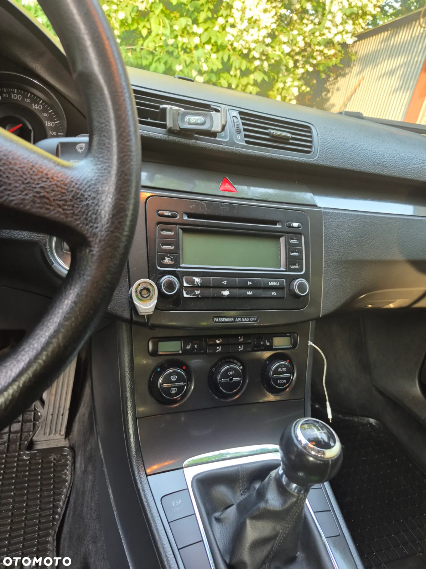 Volkswagen Passat 1.6 FSI Comfortline - 17