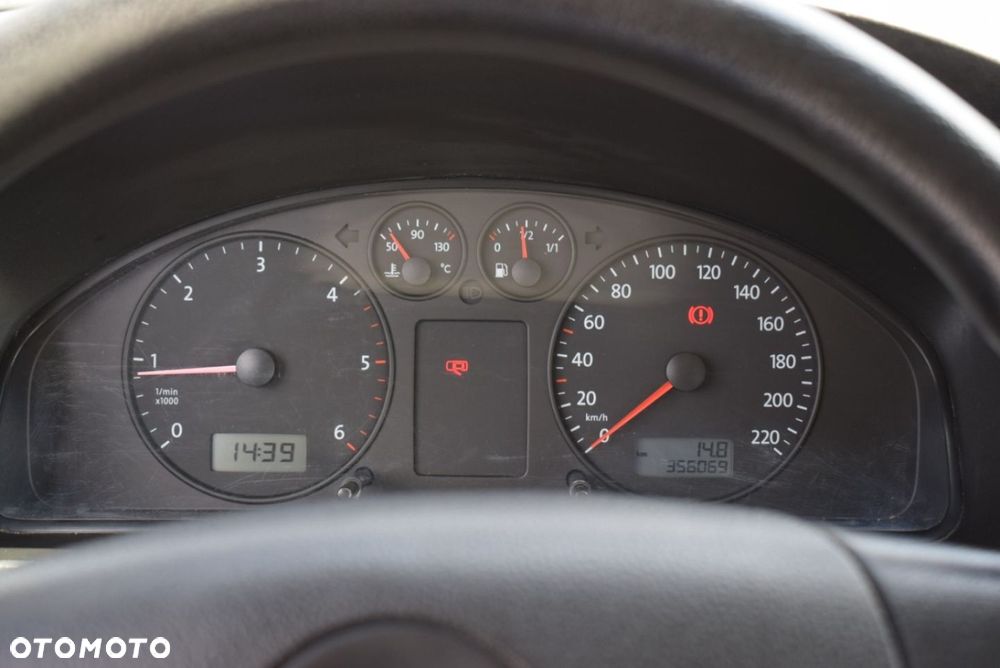 Volkswagen Transporter - 23