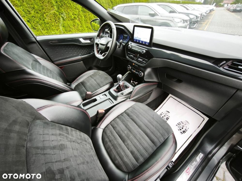 Ford Kuga - 9