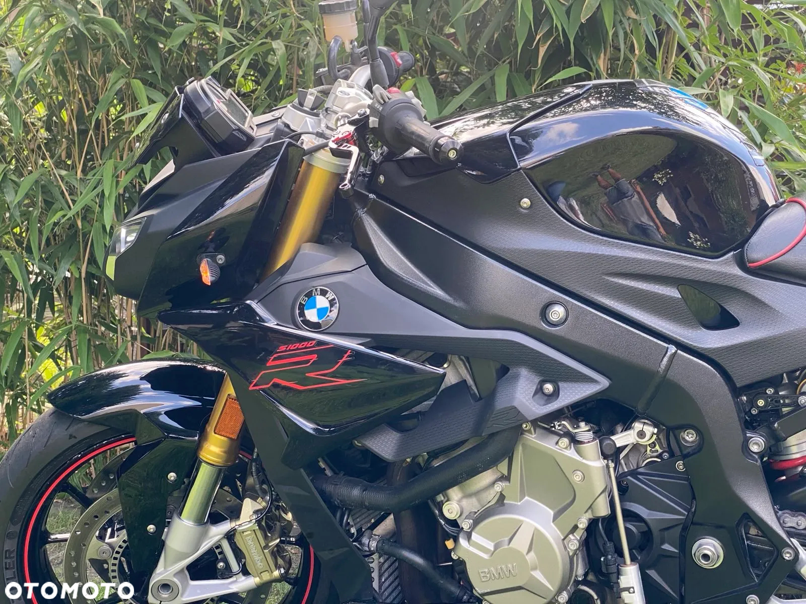 BMW S - 16