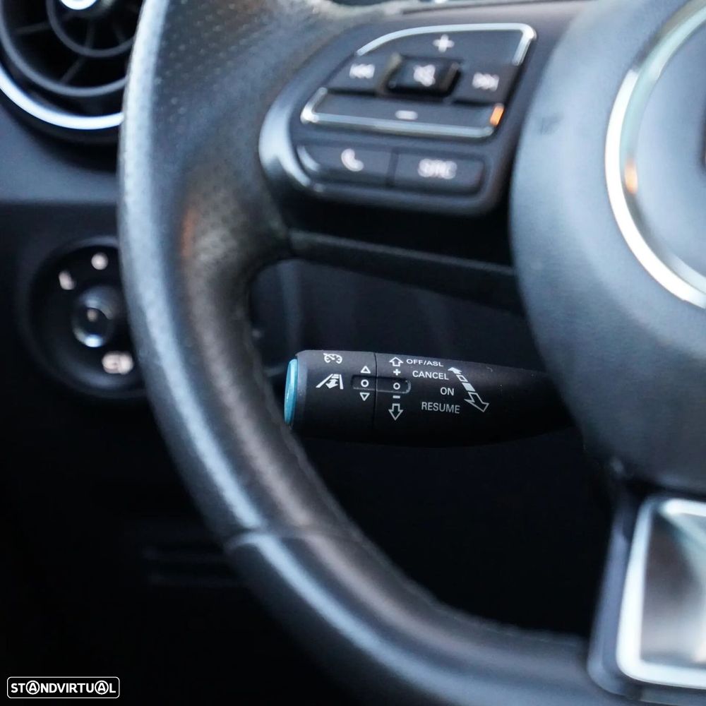 MG ZS EV 44.5 kWh Luxury - 24