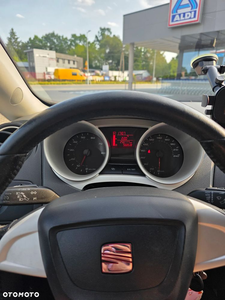 Seat Ibiza SC 1.4 16V Style - 2