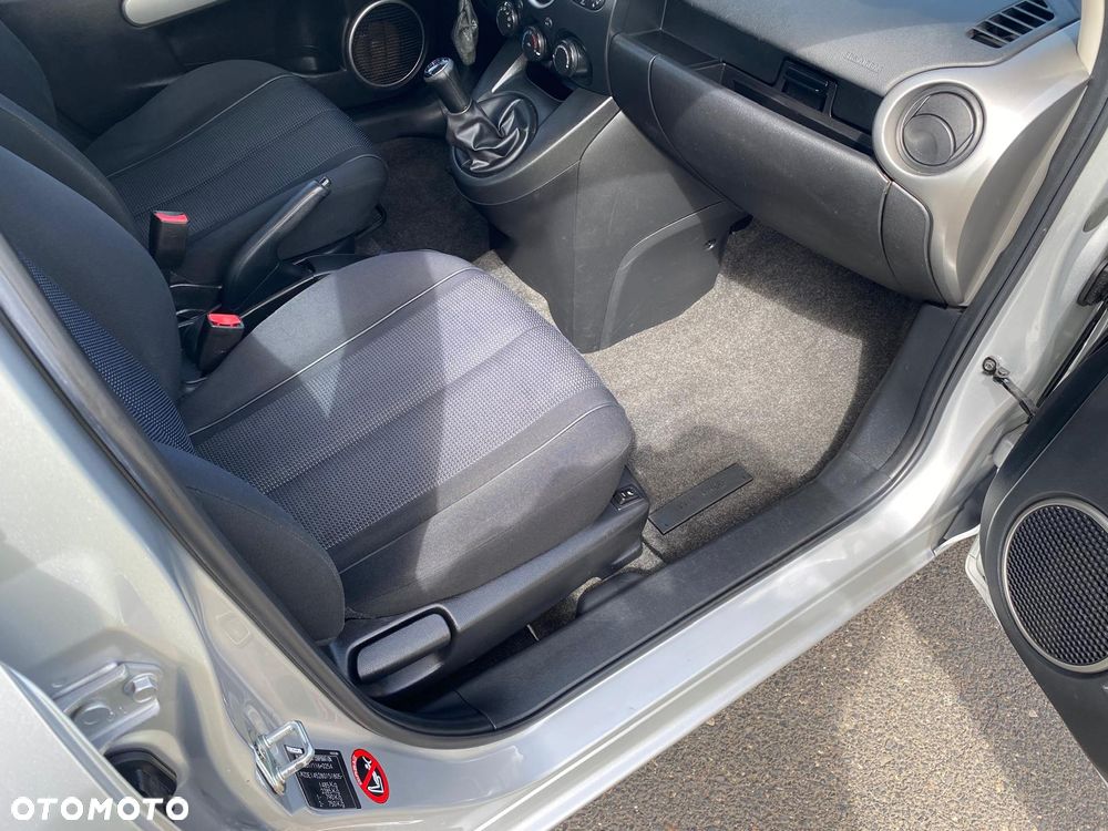 Mazda 2 1.5 Dynamic - 8