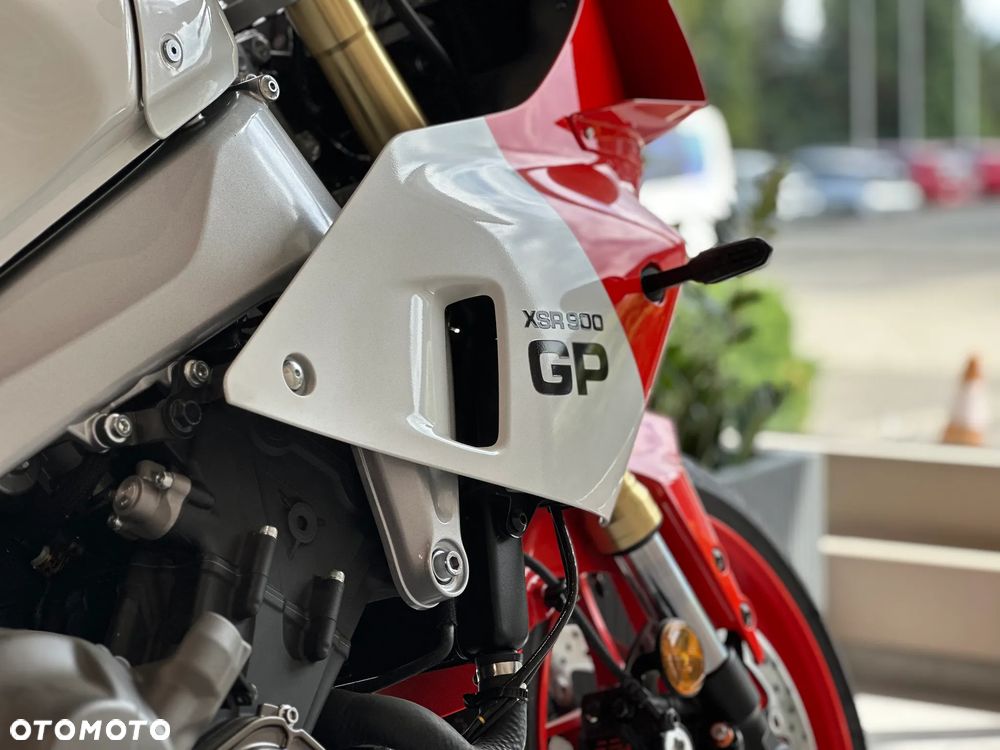 Yamaha XSR - 5