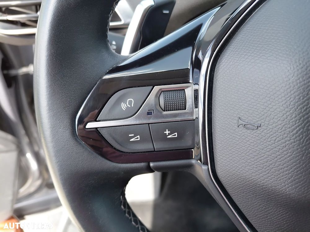 Peugeot 3008 PHEV 225 EAT8 Active Pack - 21