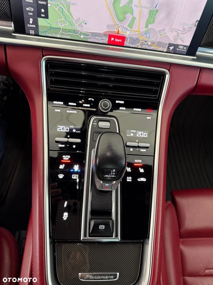 Porsche Panamera 4S Diesel - 24