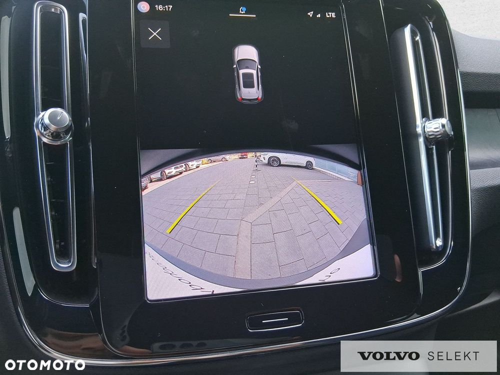 Volvo XC 40 - 23
