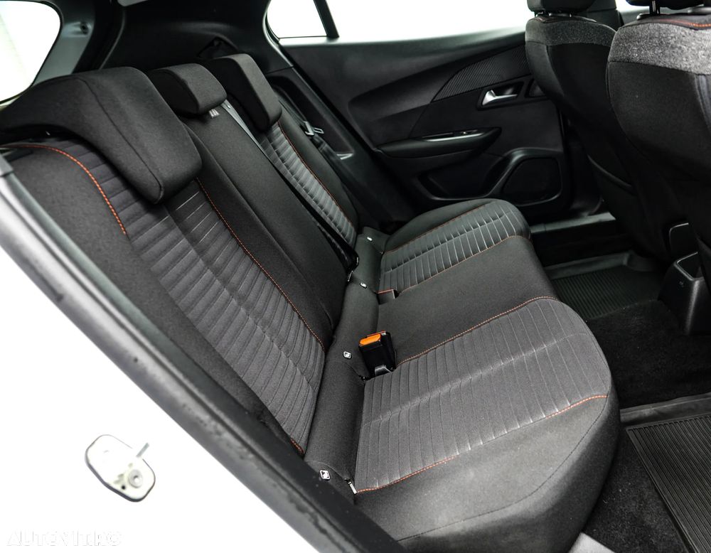 Peugeot 2008 1.5 BlueHDI STT Allure - 16