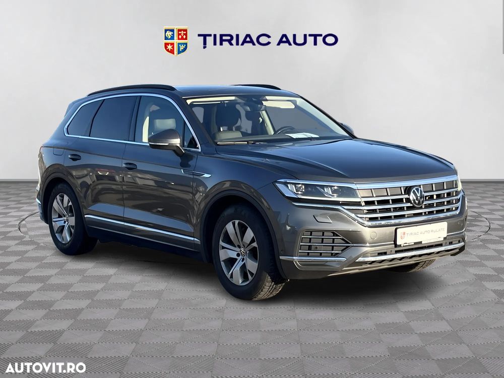 Volkswagen Touareg - 8
