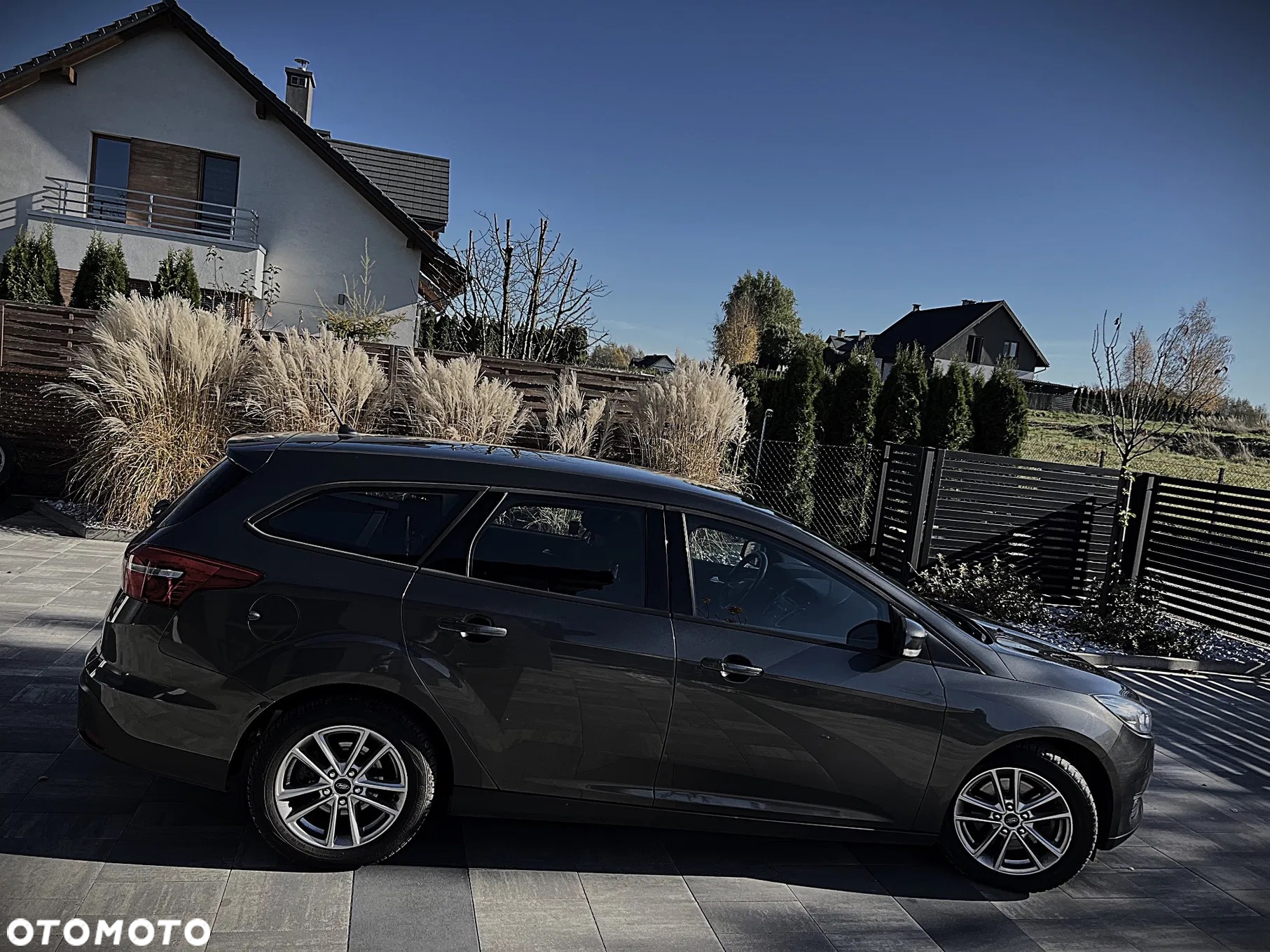 Ford Focus 1.5 EcoBoost Trend ASS - 9