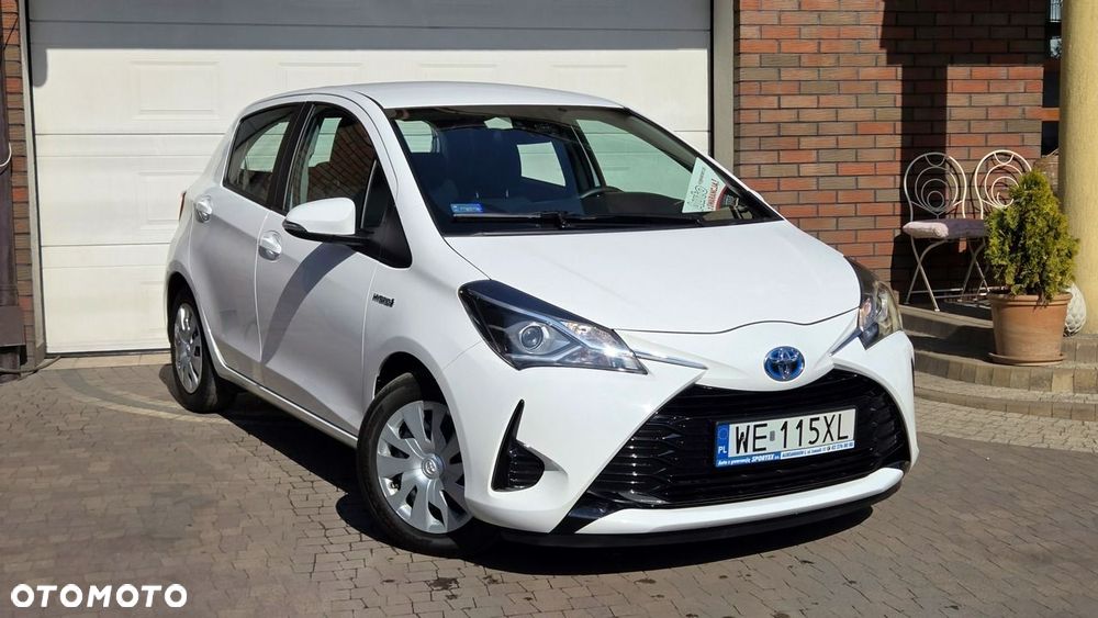 Toyota Yaris Hybrid 100 Premium EU6 - 3