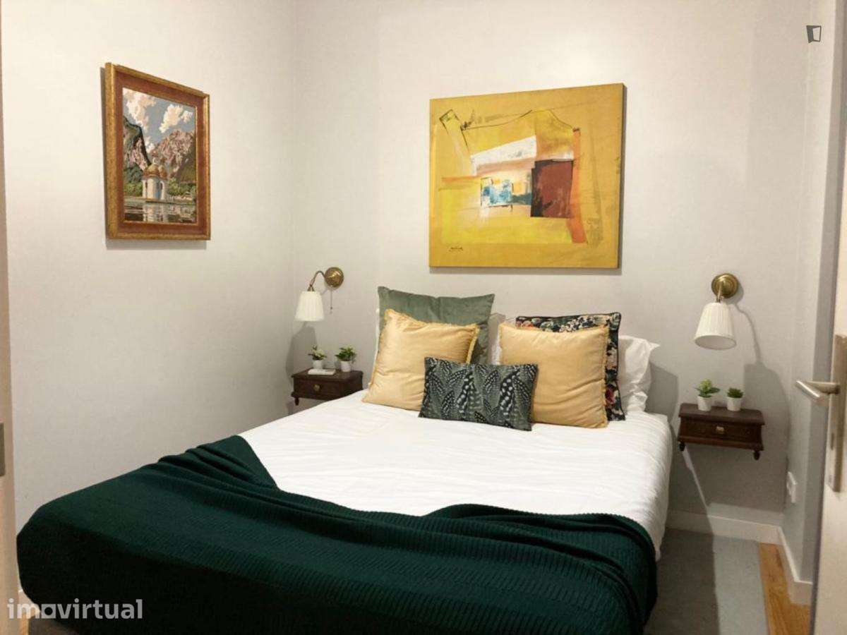 Apartamento com 1 quartos - localizado em Cedofeita Porto - Grande imagem: 2/12