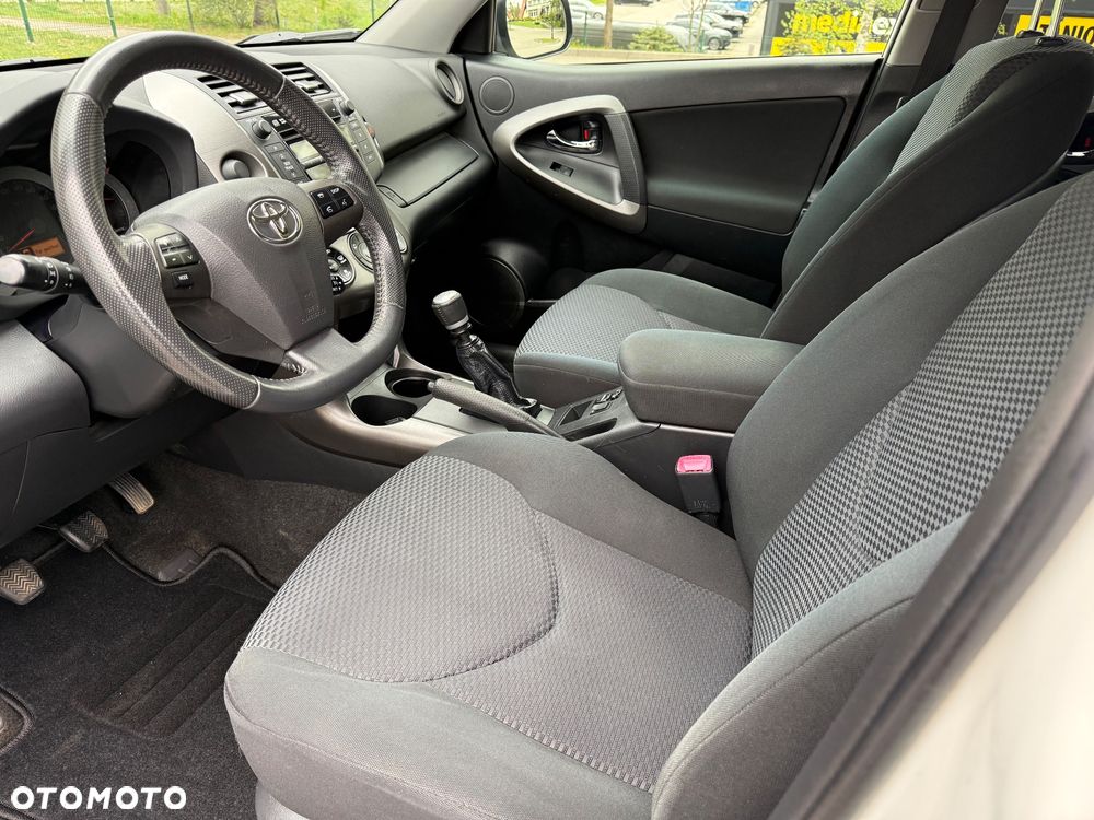 Toyota RAV4 2.0 4x2 Sol - 17