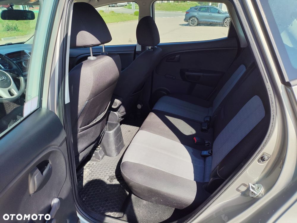 Kia Venga 1.4 M - 12