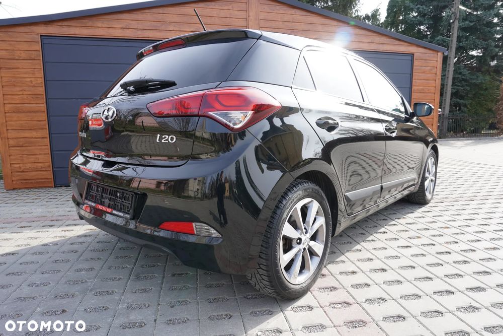 Hyundai i20 1.2 YES Gold - 15