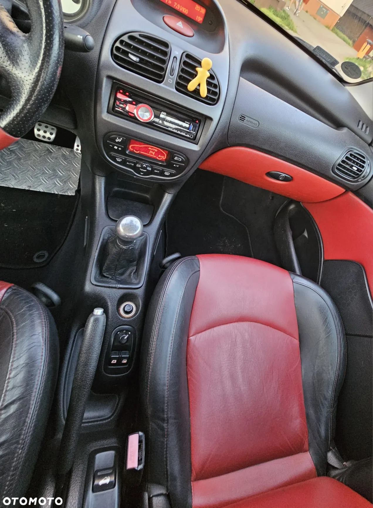 Peugeot 206 CC 1.6 - 5