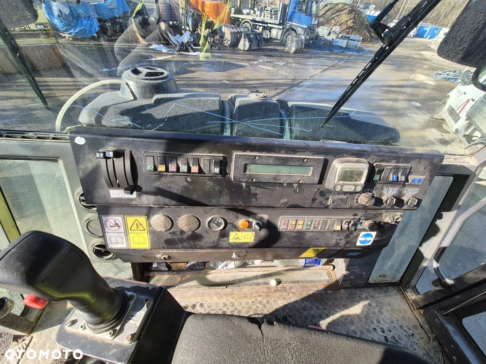 Ammann AV95-2 - 12