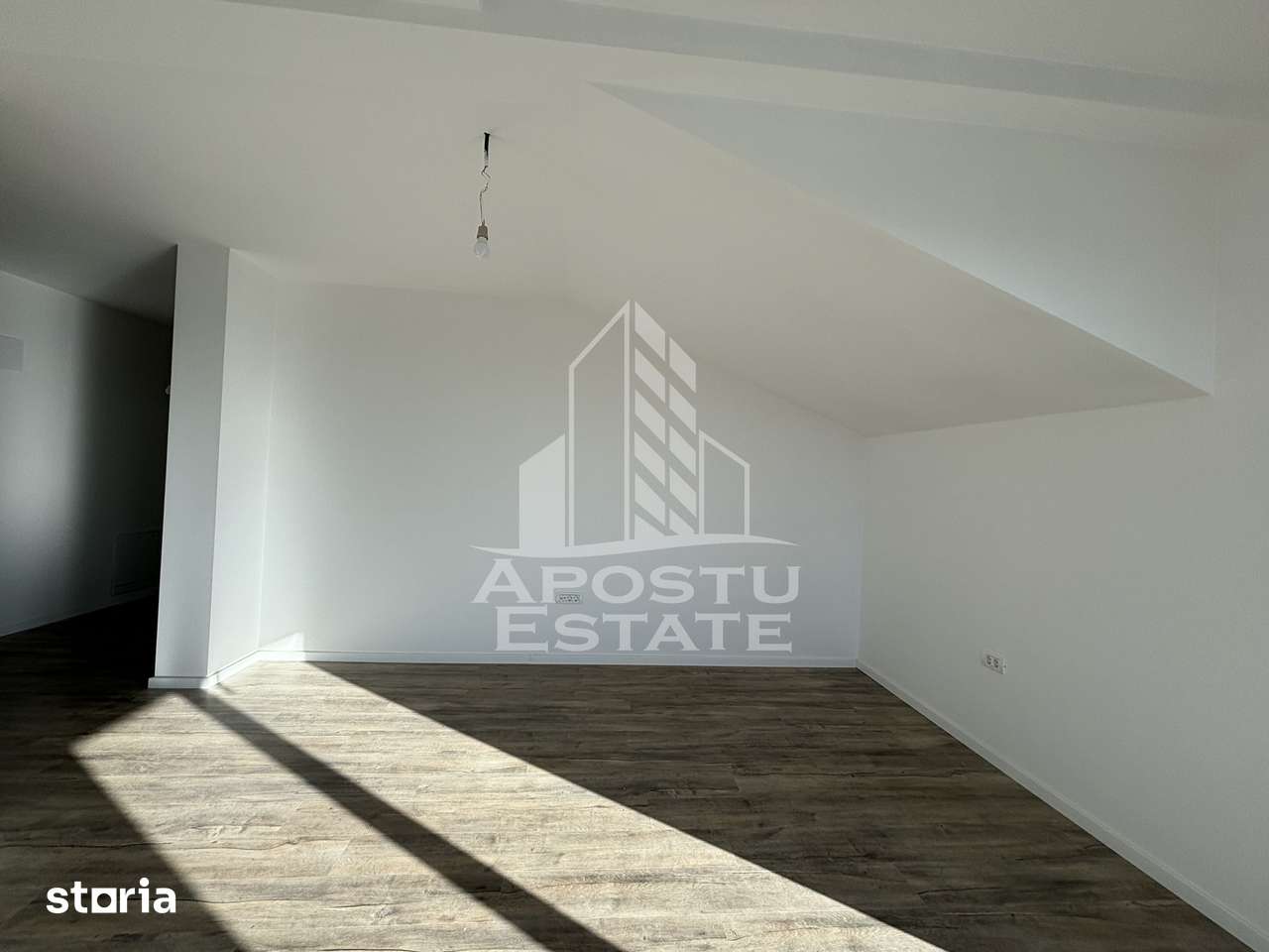 Apartament de vanzare cu 2 camere, decomandat, Ciarda Rosie, Timisoara — fotografia 2