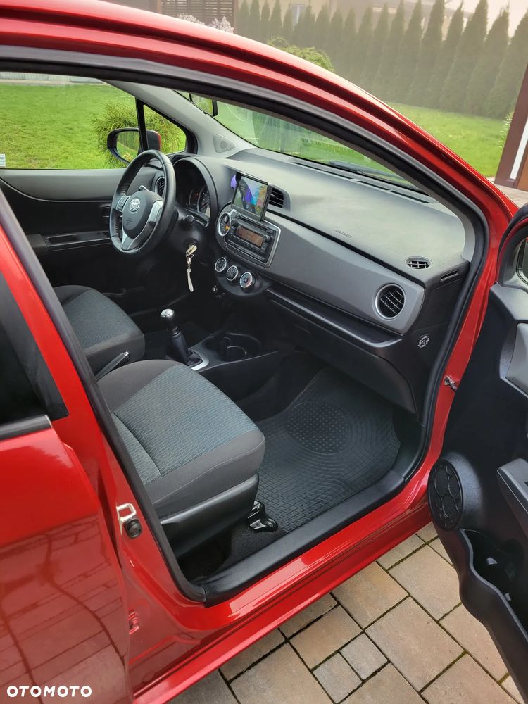 Toyota Yaris - 11