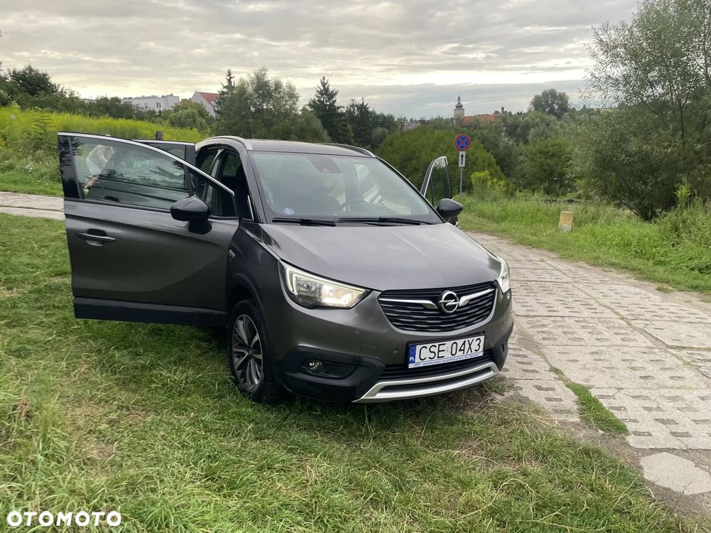 Opel Crossland X 1.2 T Design Line S&S - 24