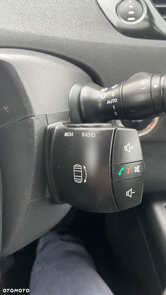 Renault Scenic 1.4 16V TCE Bose Edition - 37