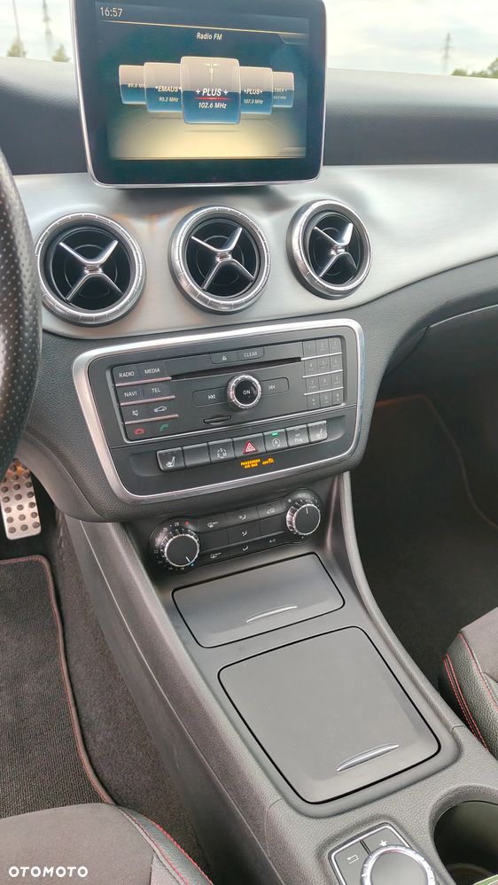 Mercedes-Benz CLA 200 (CDI) d 7G-DCT AMG Line - 16