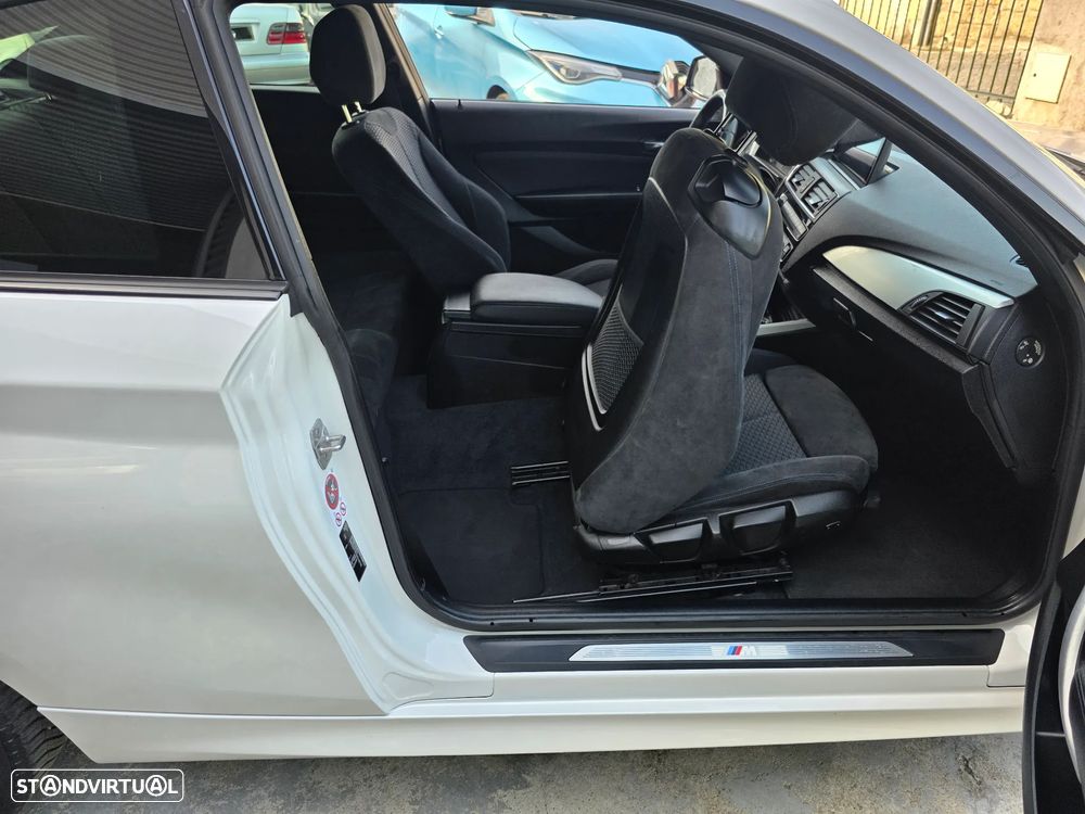 BMW 220 d Coupe Pack M Auto - 26