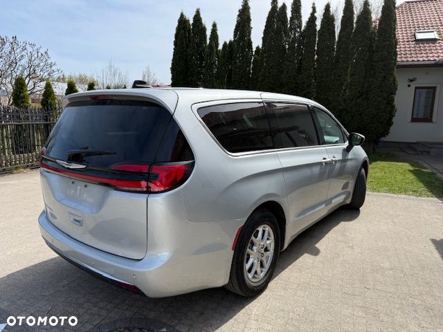 Chrysler Pacifica - 6