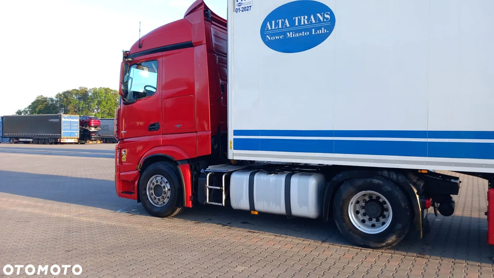 Mercedes-Benz Actros - 4