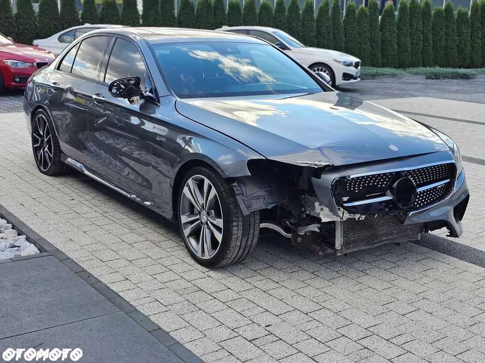 Mercedes-Benz Klasa E 43 AMG 4Matic 9G-TRONIC - 8