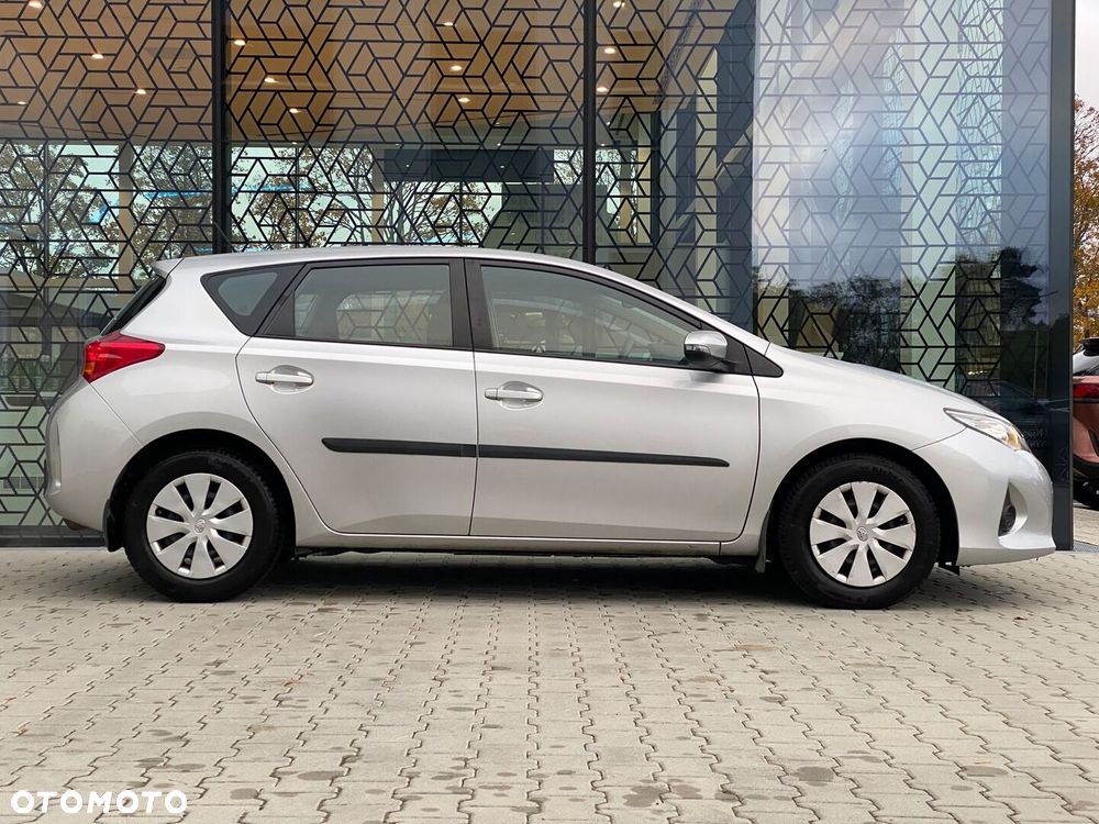 Toyota Auris 1.6 Active - 3