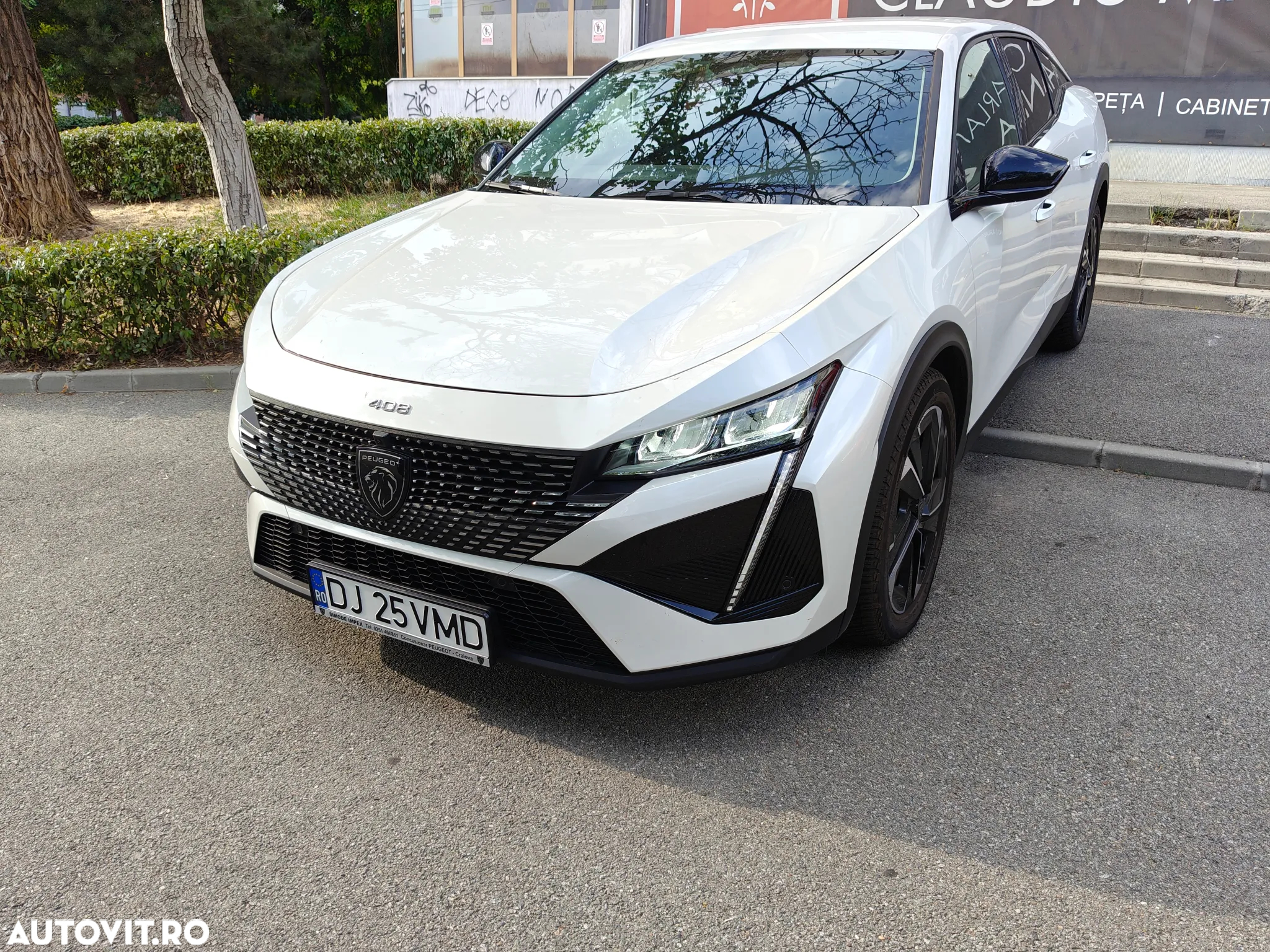 Peugeot 408 1.2L PureTech 130 S&S EAT8 Allure Pack - 12