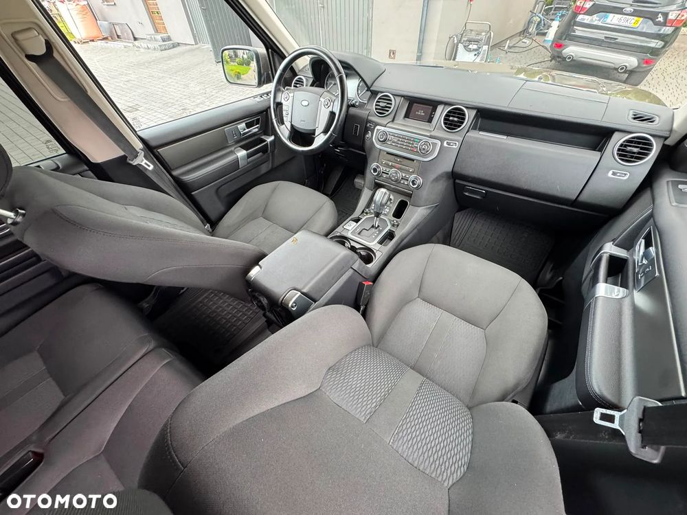 Land Rover Discovery TD V6 HSE - 24