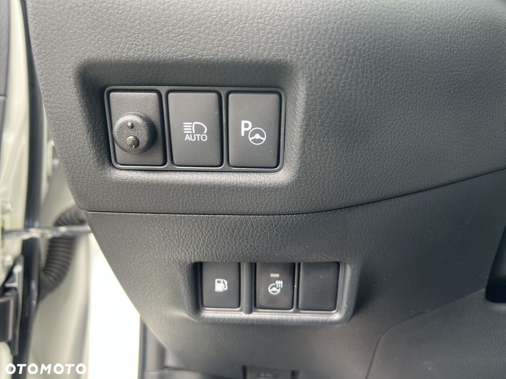 Toyota C-HR 2.0 Hybrid GR Sport - 19