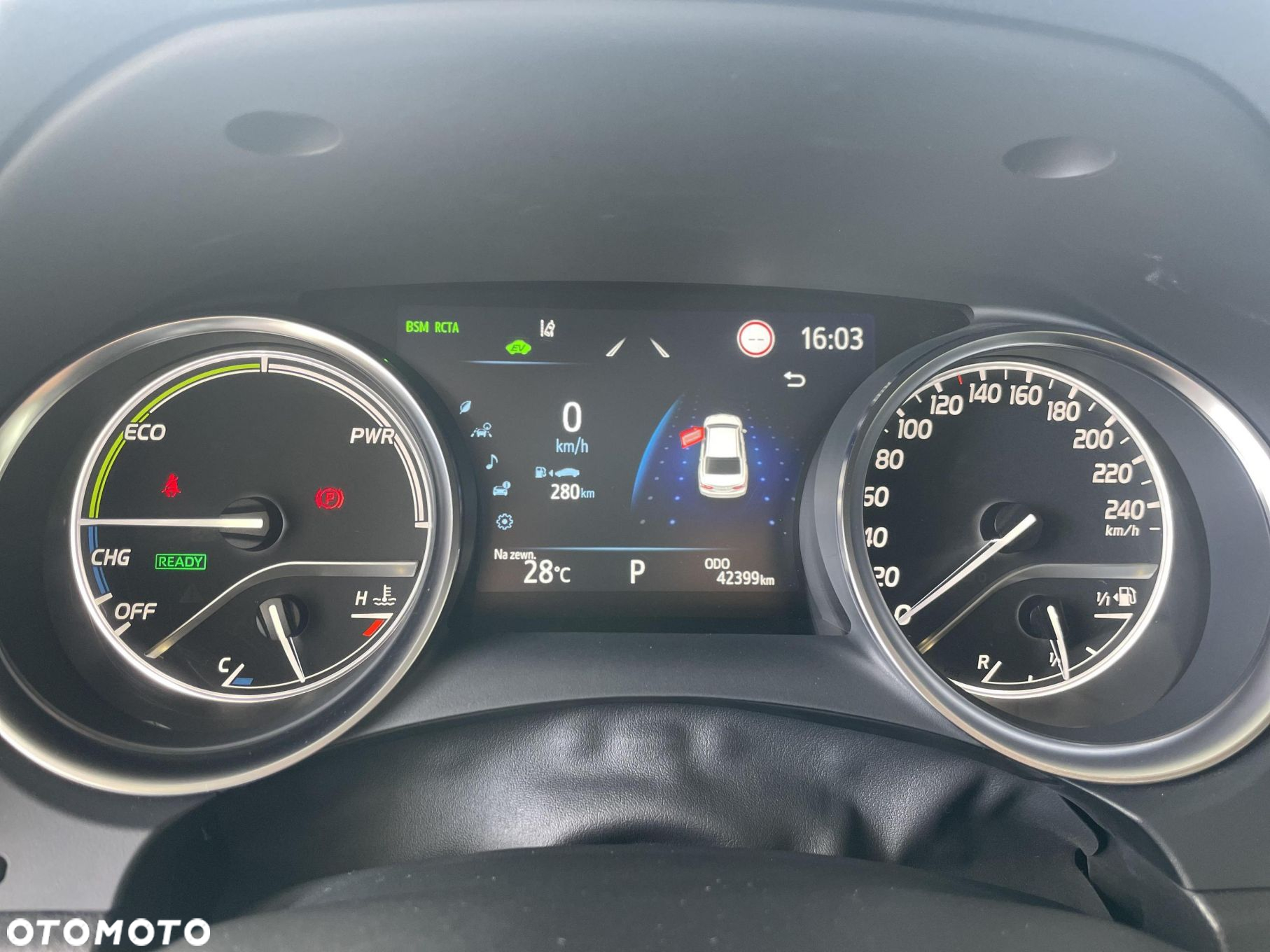 Toyota Camry - 17