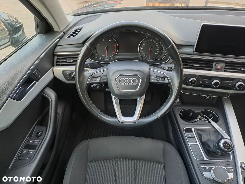 Audi A4 Avant 2.0 TDI - 16