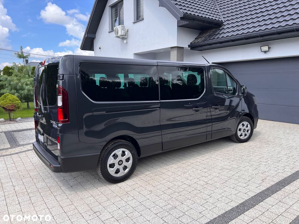 Renault Trafic - 26