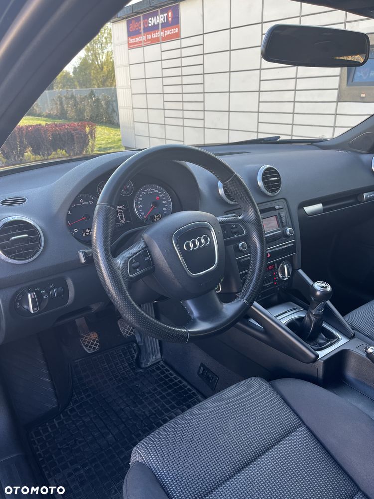 Audi A3 Sportback 1.8 TFSI quattro Attraction - 6