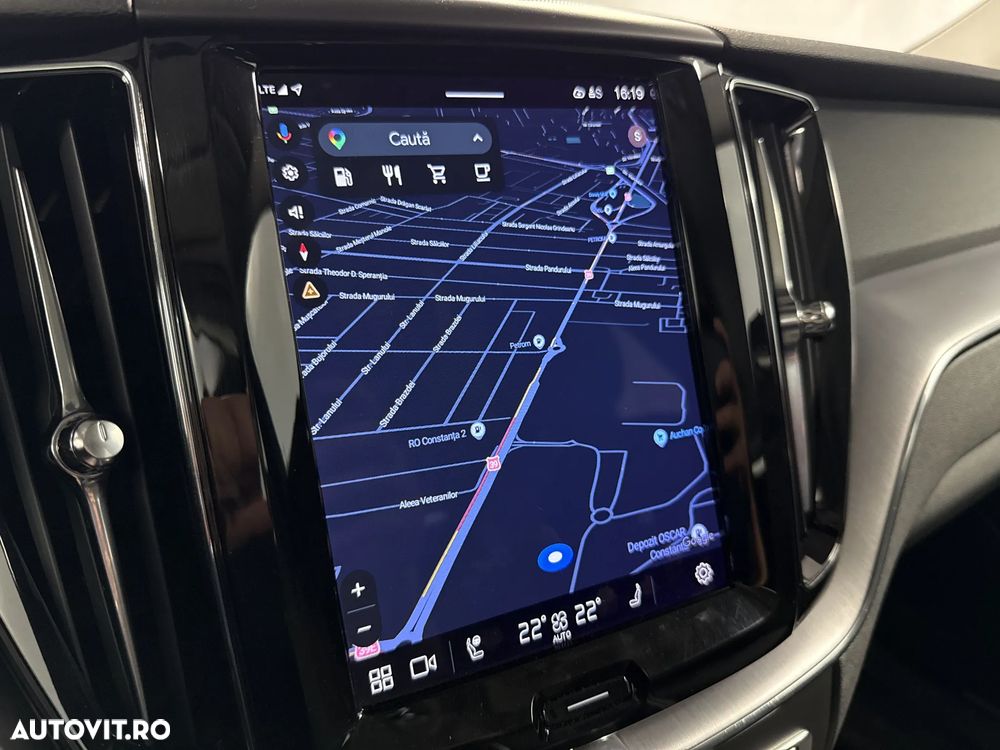 Volvo XC 60 B5 B AWD Core - 21