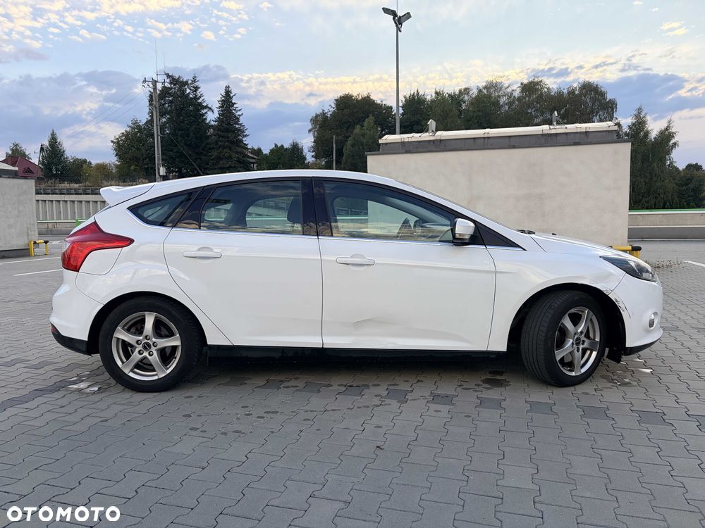 Ford Focus 1.6 EcoBoost Trend - 6