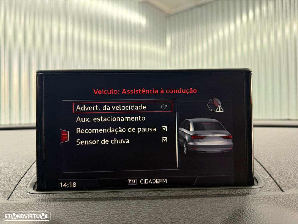 Audi A3 Limousine 1.6 TDI Sport - 11