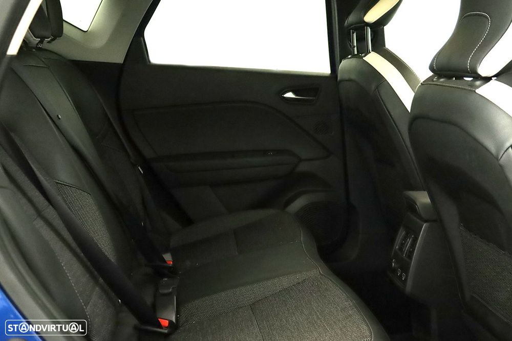 Renault Captur 1.0 TCe Techno Bi-Fuel - 23