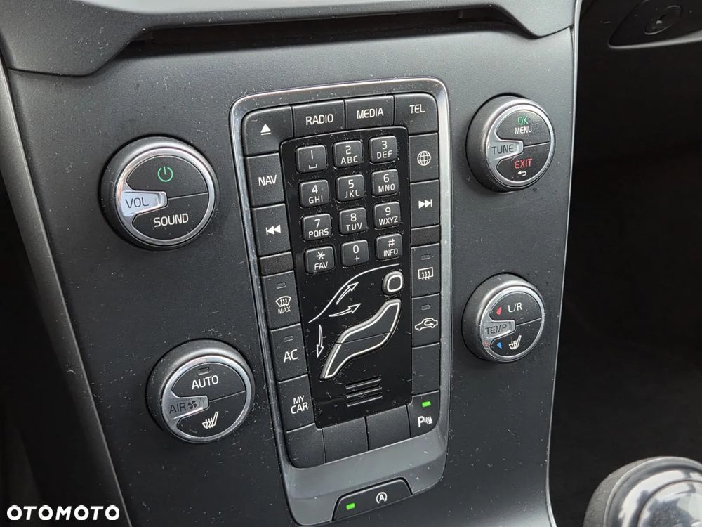 Volvo V40 D2 - 21