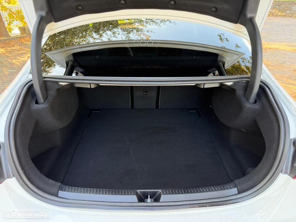 Mercedes-Benz A 200 7G-DCT Edition AMG Line - 15