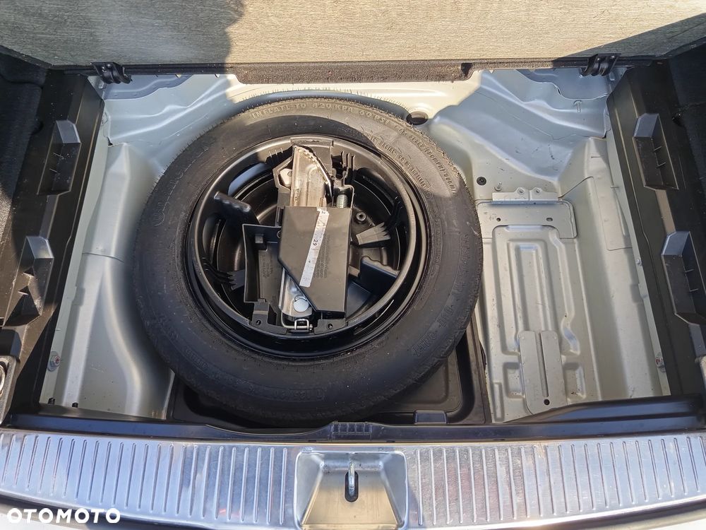 Mercedes-Benz Klasa C 200 CDI DPF (BlueEFFICIENCY) Avantgarde - 12