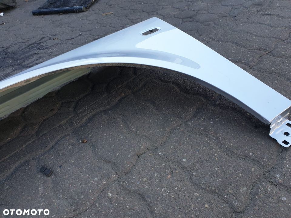 BŁOTNIK AUDI A4 B6 PRZÓD prawy lub lewy  KOLOR LY7W - 2